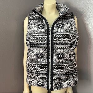 Lands End Puffer Vest Black & White Snowflake